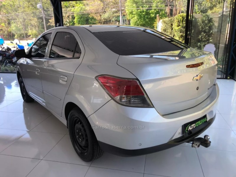 PRISMA 1.0 MPFI LT 8V FLEX 4P MANUAL - 2013 - IGREJINHA