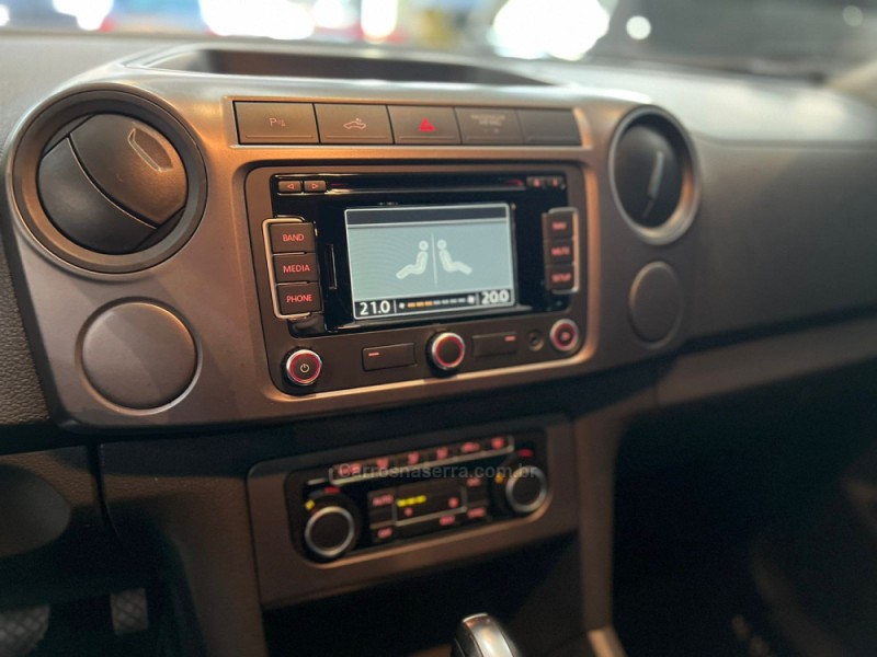 AMAROK 2.0 HIGHLINE 4X4 CD 16V TURBO INTERCOOLER DIESEL 4P AUTOMÁTICO - 2016 - CAXIAS DO SUL