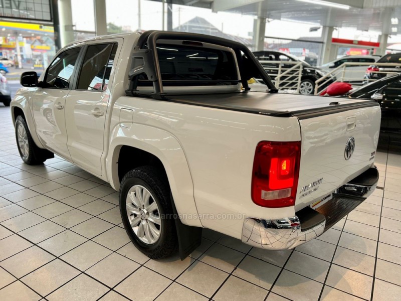 AMAROK 2.0 HIGHLINE 4X4 CD 16V TURBO INTERCOOLER DIESEL 4P AUTOMÁTICO - 2016 - CAXIAS DO SUL