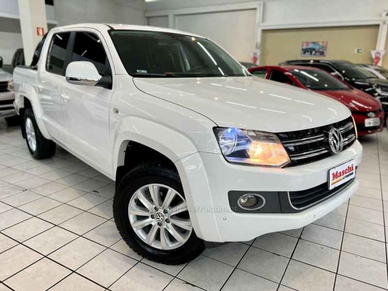 AMAROK 2.0 HIGHLINE 4X4 CD 16V TURBO INTERCOOLER DIESEL 4P AUTOMÁTICO - 2016 - CAXIAS DO SUL