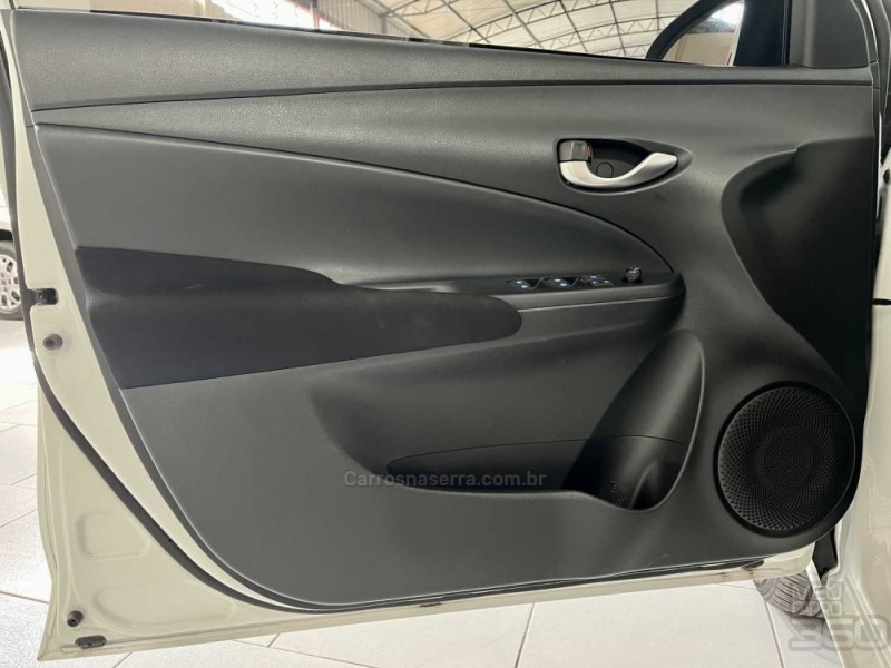 YARIS 1.5 XL PLUS CONNECT 16V FLEX 4P AUTOMÁTICO - 2020 - ESTâNCIA VELHA