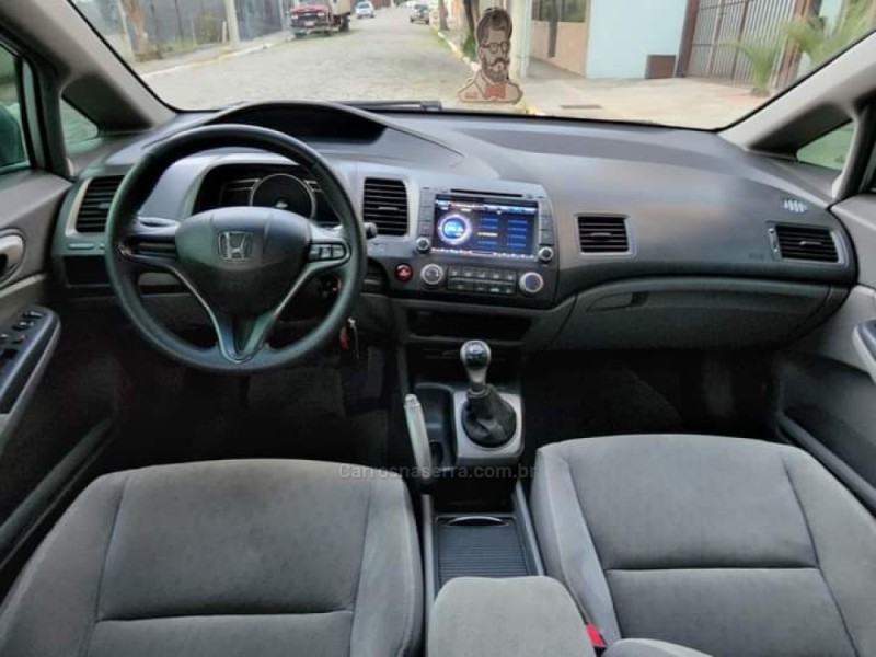 CIVIC 1.8 LXS 16V FLEX 4P MANUAL - 2010 - CAXIAS DO SUL