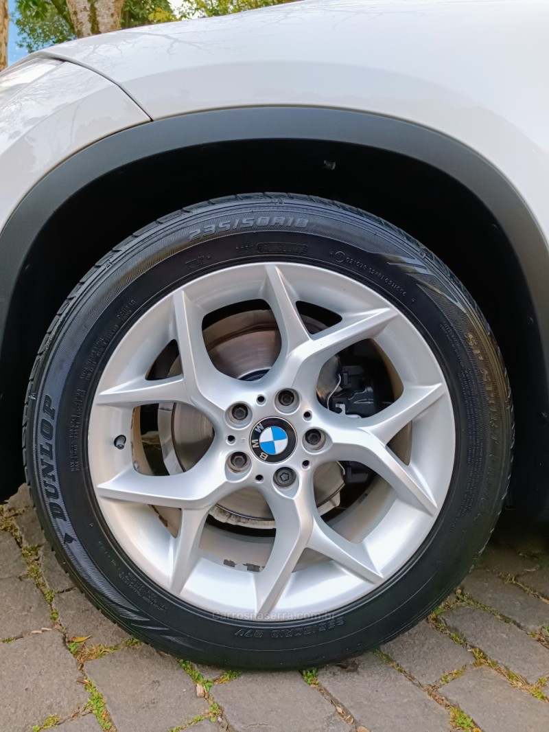 X1 2.0 16V TURBO ACTIVEFLEX SDRIVE20I X-LINE 4P AUTOMÁTICO - 2015 - CAXIAS DO SUL