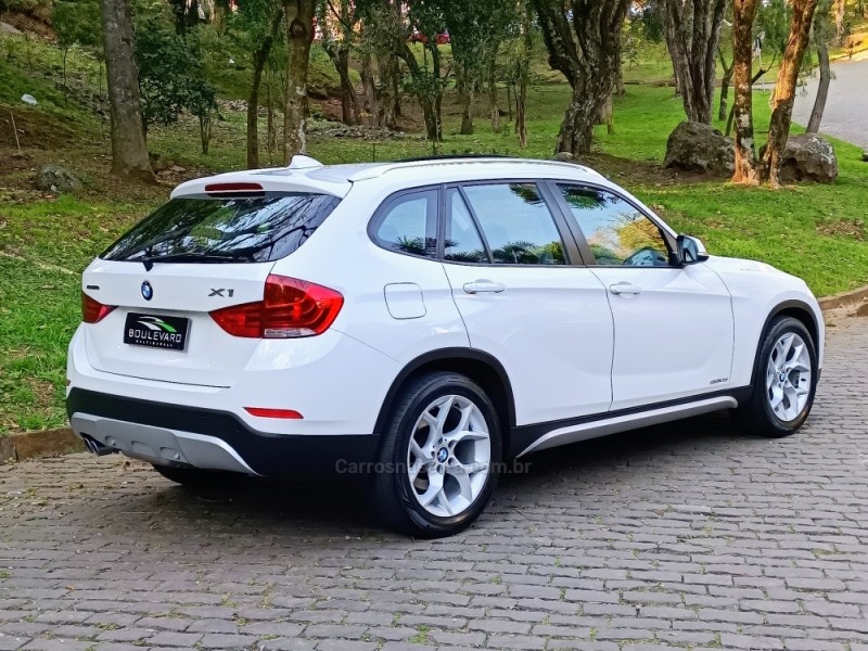 X1 2.0 16V TURBO ACTIVEFLEX SDRIVE20I X-LINE 4P AUTOMÁTICO - 2015 - CAXIAS DO SUL