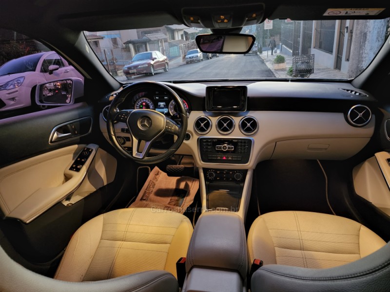 A 200 1.6 TURBO URBAN 16V GASOLINA 4P AUTOMÁTICO - 2015 - BENTO GONçALVES
