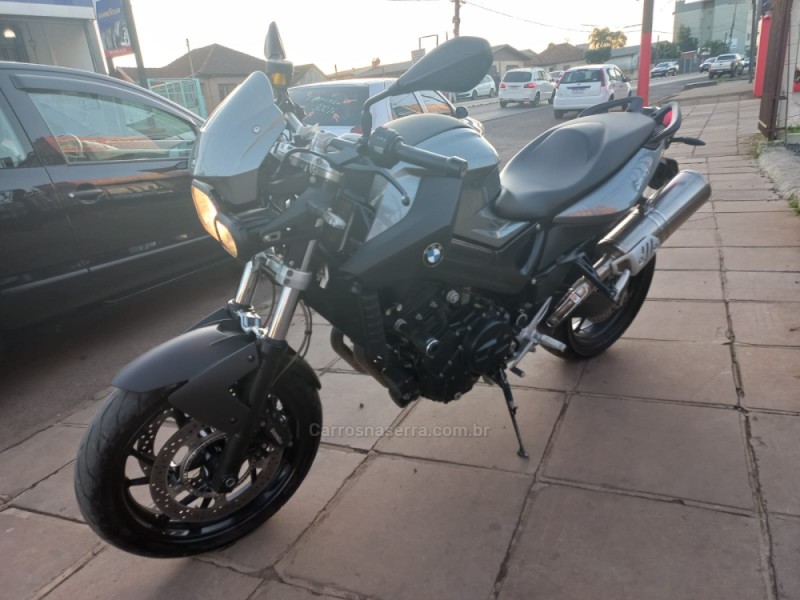 F 800 R - 2011 - VACARIA