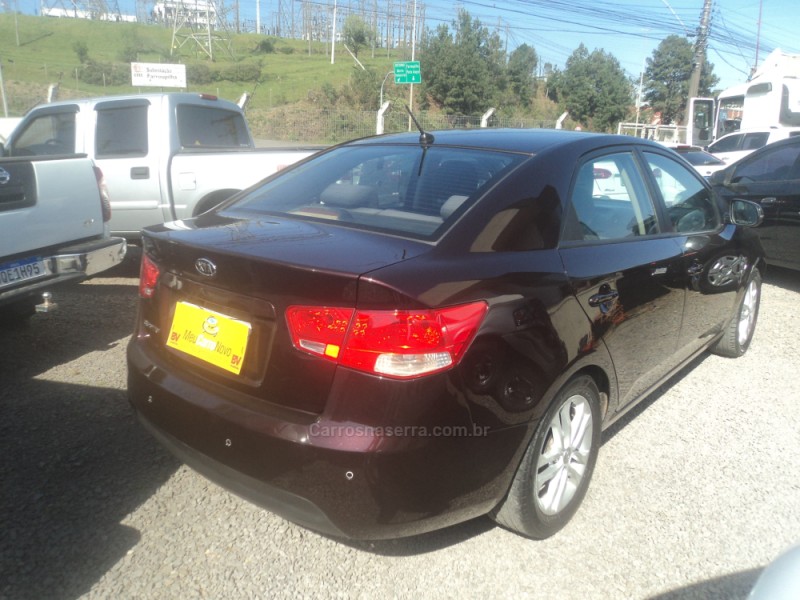 CERATO 1.6 EX3 SEDAN 16V GASOLINA 4P MANUAL - 2011 - FARROUPILHA