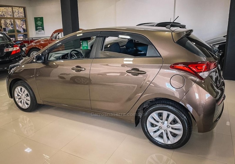 HB20 1.6 COMFORT PLUS 16V FLEX 4P MANUAL - 2019 - CAXIAS DO SUL