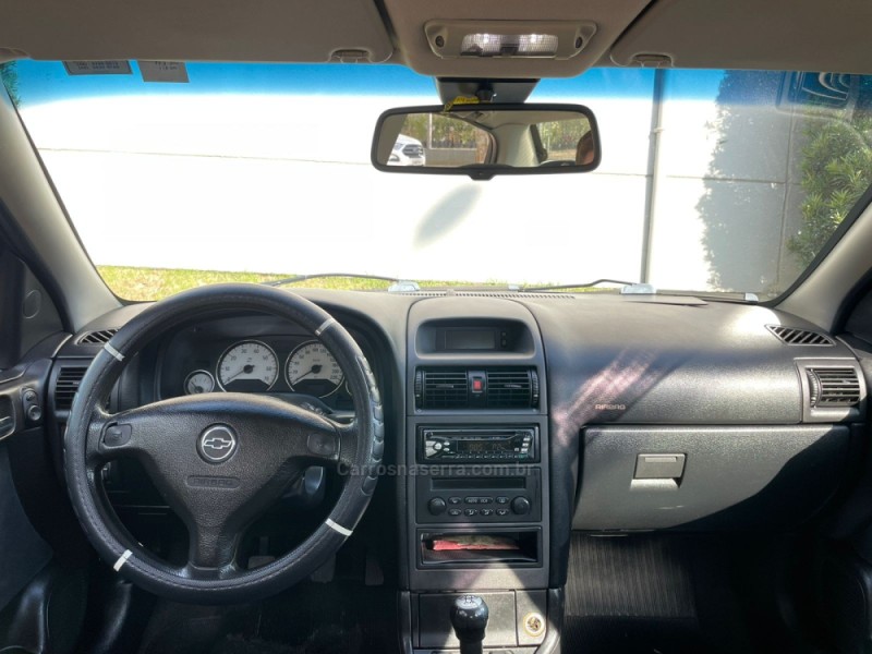 ASTRA 2.0 MPFI ELEGANCE SEDAN 8V FLEX 4P MANUAL - 2005 - CAXIAS DO SUL