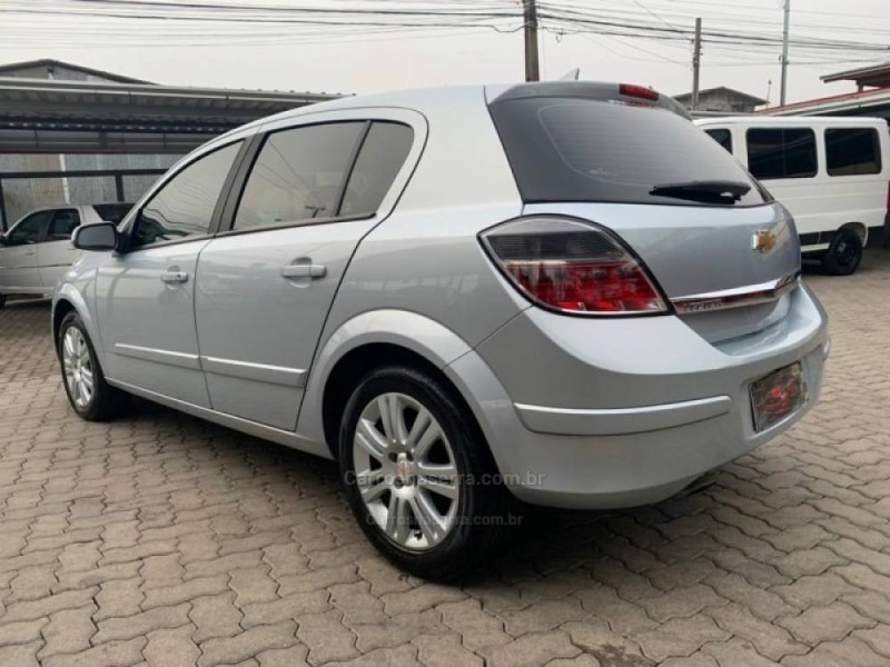VECTRA 2.0 SFI GT HATCH 8V FLEX 4P MANUAL - 2010 - CAXIAS DO SUL