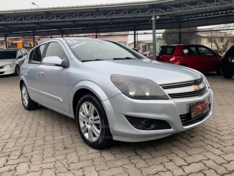VECTRA 2.0 SFI GT HATCH 8V FLEX 4P MANUAL - 2010 - CAXIAS DO SUL