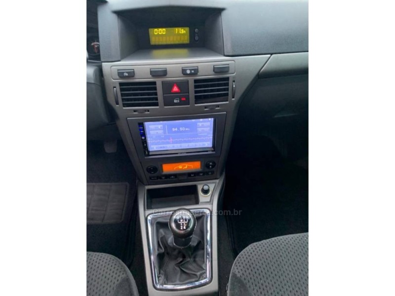 VECTRA 2.0 SFI GT HATCH 8V FLEX 4P MANUAL - 2010 - CAXIAS DO SUL