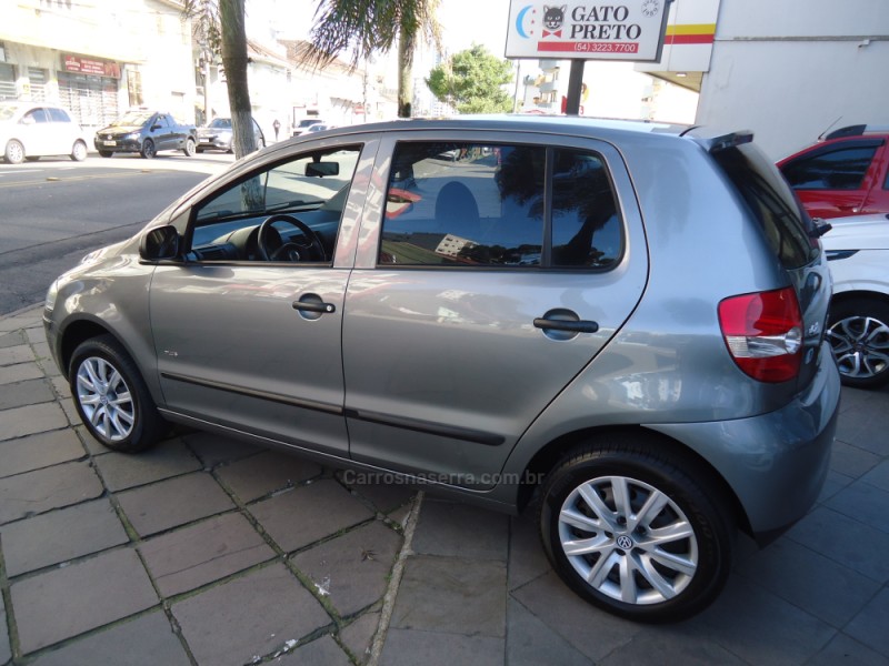 FOX 1.6 MI PLUS 8V FLEX 4P MANUAL - 2007 - CAXIAS DO SUL