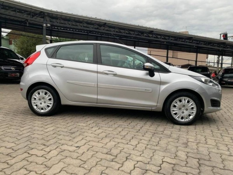 FIESTA 1.6 SE HATCH 16V FLEX 4P MANUAL - 2017 - CAXIAS DO SUL