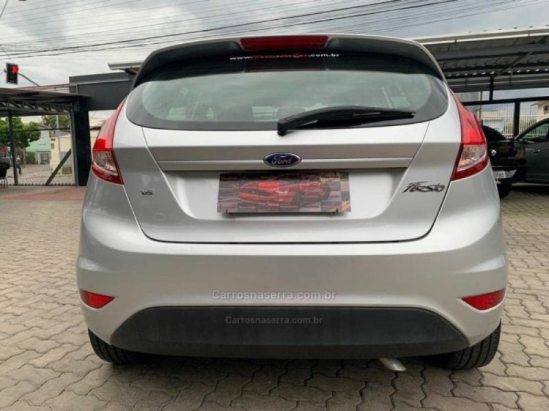 FIESTA 1.6 SE HATCH 16V FLEX 4P MANUAL - 2017 - CAXIAS DO SUL