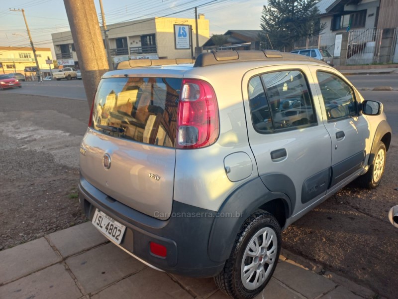 UNO 1.0 EVO WAY 8V FLEX 4P MANUAL - 2012 - VACARIA