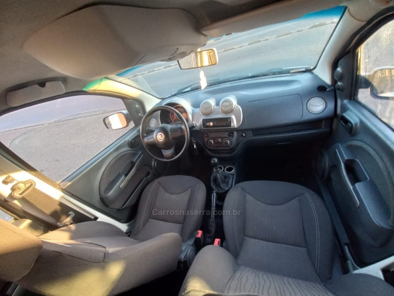 UNO 1.0 EVO WAY 8V FLEX 4P MANUAL - 2012 - VACARIA