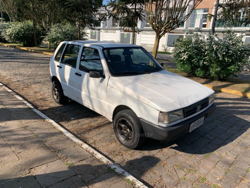 UNO 1.0 MILLE ELETRONIC 8V GASOLINA 4P MANUAL - 1996 - FARROUPILHA
