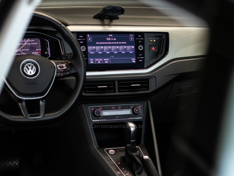 POLO 1.0	200 TSI HIGHLINE AUTOMÁTICO    - 2019 - CAXIAS DO SUL