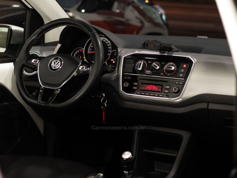 UP 1.0 TSI CROSS 12V FLEX 4P MANUAL - 2018 - CAXIAS DO SUL