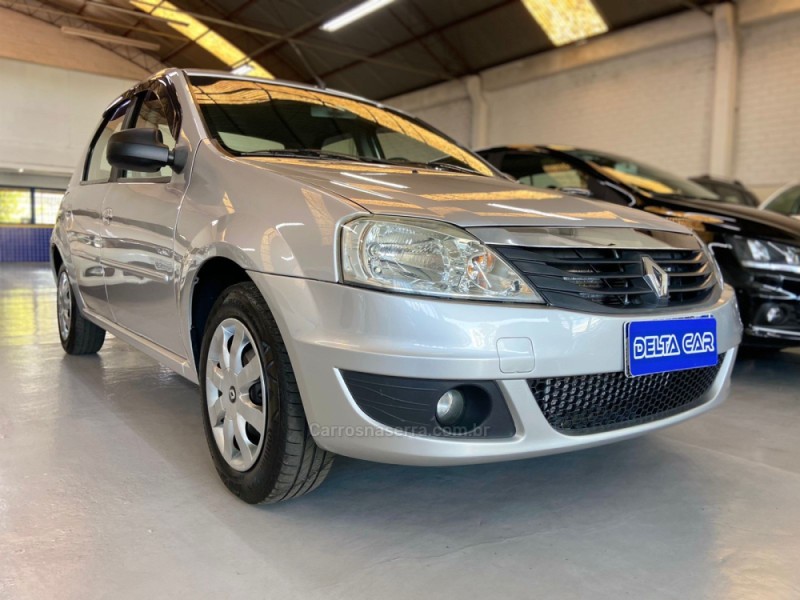 LOGAN 1.6 EXPRESSION 8V HI-FLEX 4P MANUAL - 2011 - NOVO HAMBURGO