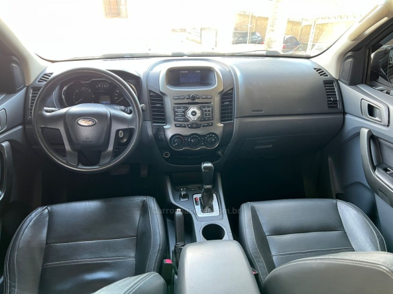 RANGER 3.2 XLT 4X4 CD 20V DIESEL 4P AUTOMÁTICO - 2013 - SãO SEBASTIãO DO CAí