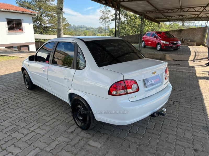 CLASSIC 1.0 MPFI VHC LIFE 8V GASOLINA 4P MANUAL - 2012 - SãO SEBASTIãO DO CAí