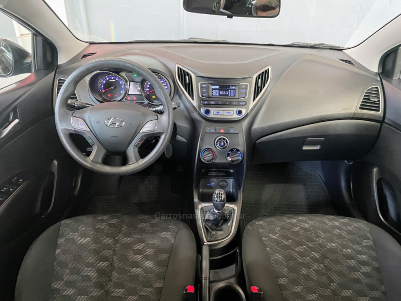 HB20 1.6 COMFORT PLUS 16V FLEX 4P MANUAL - 2017 - ESTâNCIA VELHA