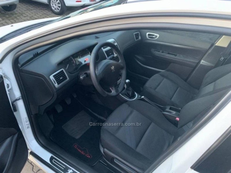 307 1.6 PRESENCE 16V FLEX 4P MANUAL - 2010 - CAXIAS DO SUL