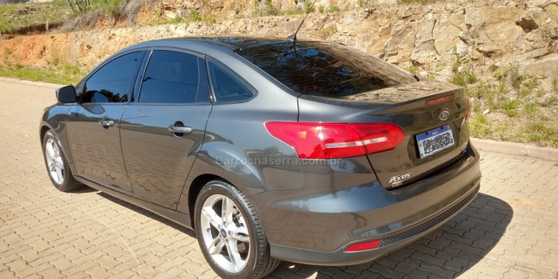 FOCUS 2.0 SE FASTBACK 16V FLEX 4P AUTOMÁTICO - 2016 - SãO MARCOS