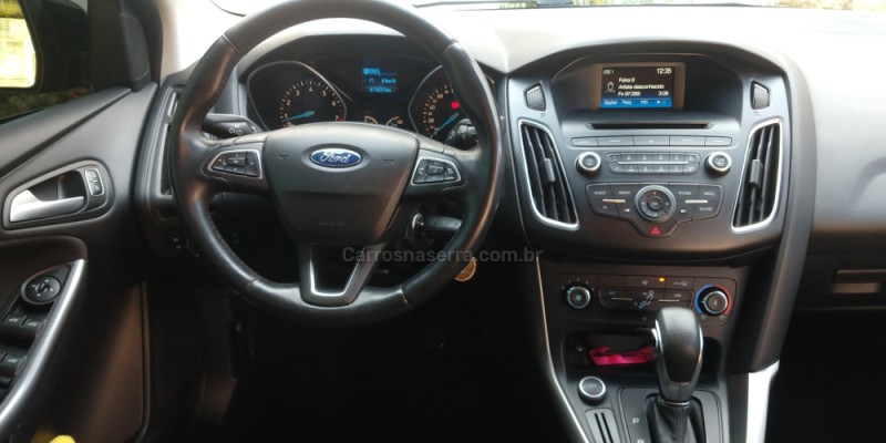 FOCUS 2.0 SE FASTBACK 16V FLEX 4P AUTOMÁTICO - 2016 - SãO MARCOS