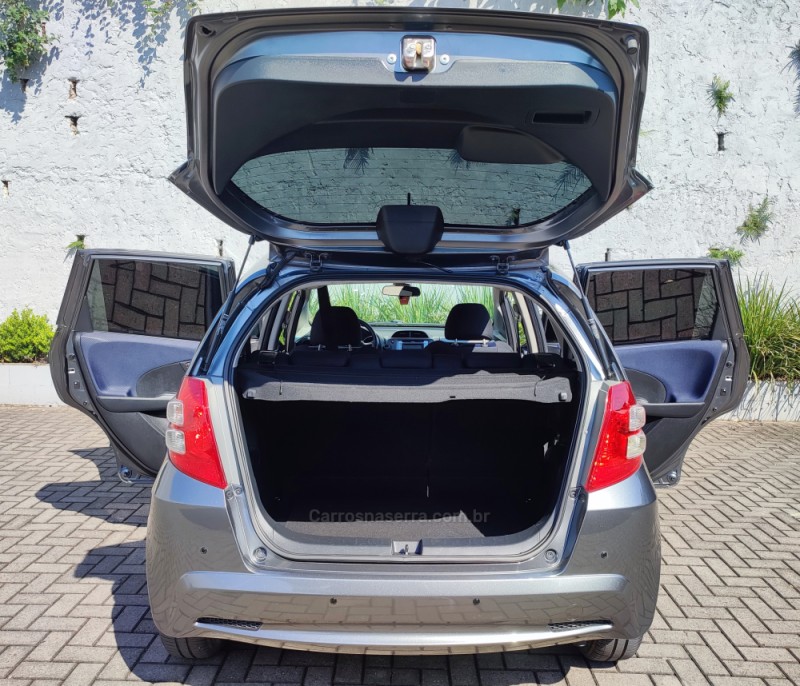 FIT 1.4 LX 16V FLEX 4P AUTOMÁTICO - 2013 - SAPIRANGA