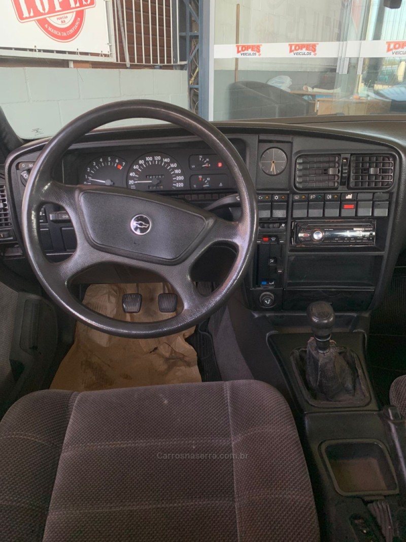 OMEGA 2.0 MPFI GLS 8V GASOLINA 4P MANUAL - 1993 - PORTãO