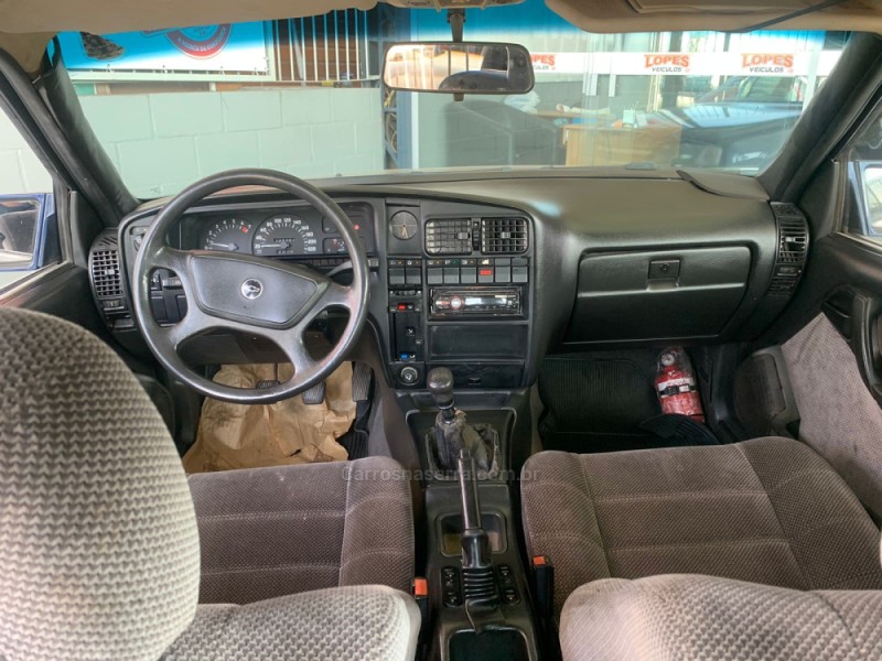OMEGA 2.0 MPFI GLS 8V GASOLINA 4P MANUAL - 1993 - PORTãO