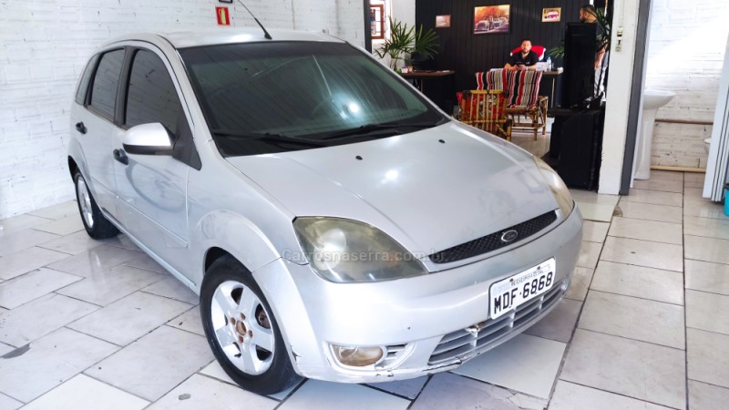 fiesta 1.0 mpi supercharger 8v gasolina 4p manual 2004 caxias do sul