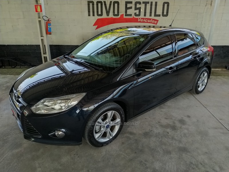 FOCUS 1.6 S 16V FLEX 4P MANUAL