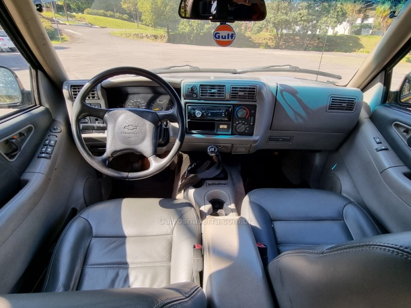 S10 2.5 DLX 4X4 CD 8V TURBO DIESEL 4P MANUAL - 1999 - FARROUPILHA