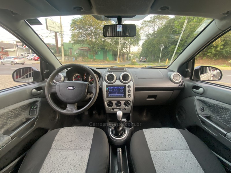 FIESTA 1.6 MPI CLASS HATCH 8V FLEX 4P MANUAL - 2011 - CAMPO BOM