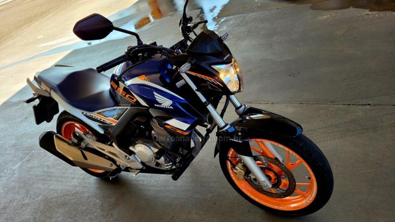 CB 250F TWISTER ABS - 2020 - IVOTI
