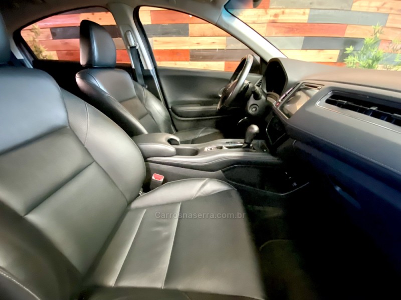 HR-V 1.8 16V FLEX TOURING 4P AUTOMÁTICO - 2018 - CAXIAS DO SUL