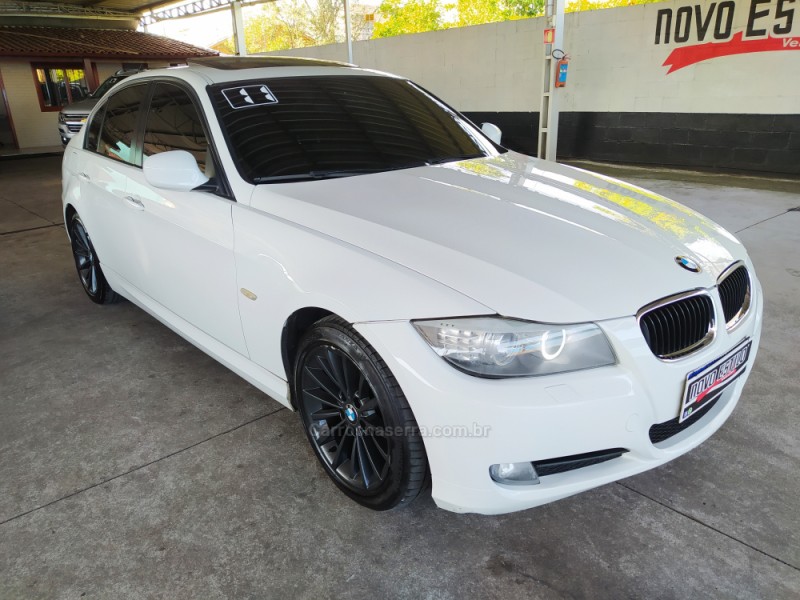 320I 2.0 TOP 16V GASOLINA 4P AUTOMÁTICO - 2011 - CAXIAS DO SUL