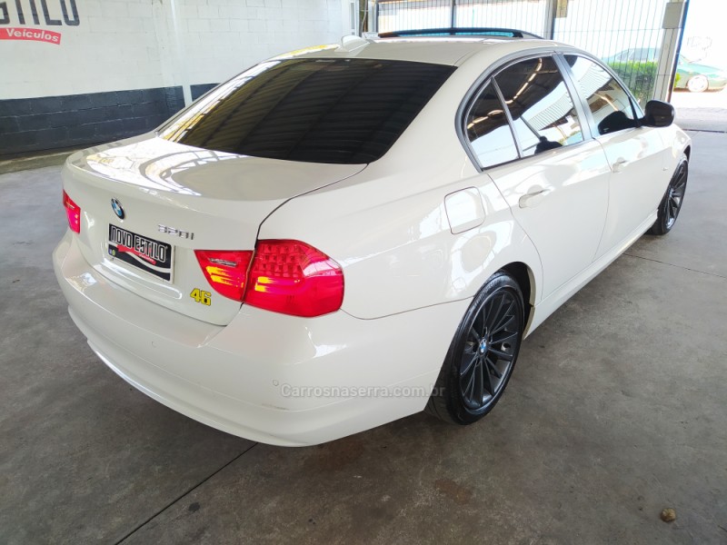 320I 2.0 TOP 16V GASOLINA 4P AUTOMÁTICO - 2011 - CAXIAS DO SUL