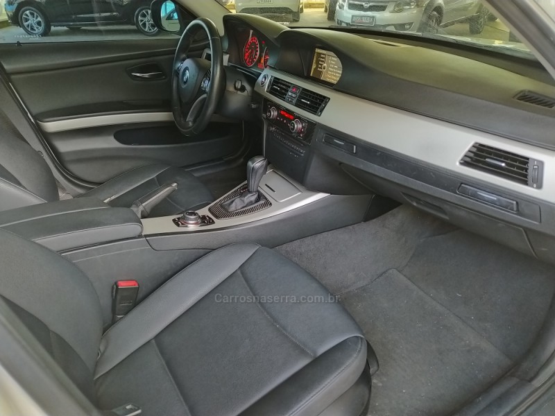 320I 2.0 TOP 16V GASOLINA 4P AUTOMÁTICO - 2011 - CAXIAS DO SUL