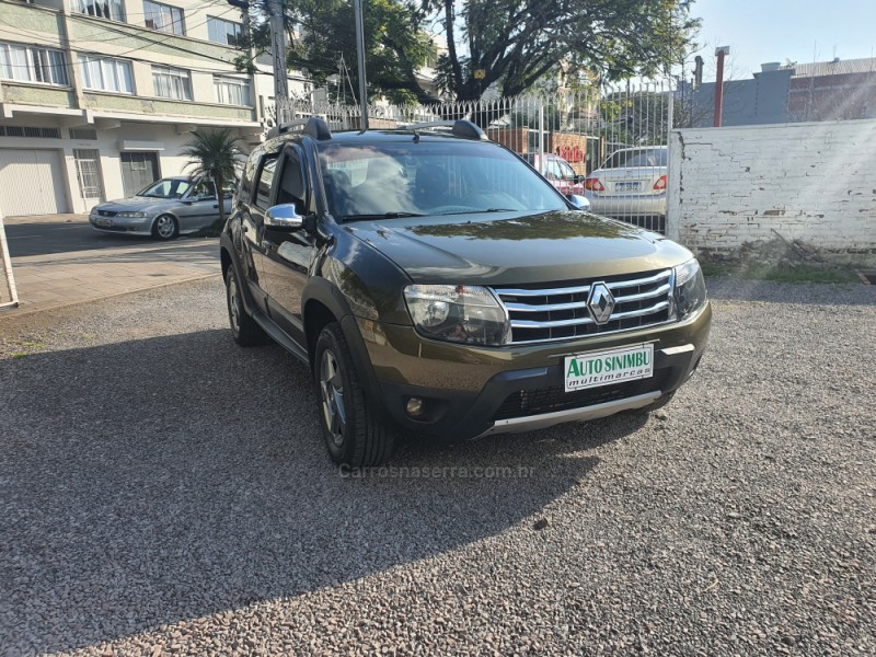 DUSTER 2.0 TECH ROAD II 4X4 16V FLEX 4P MANUAL - 2014 - CAXIAS DO SUL