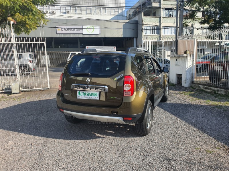 DUSTER 2.0 TECH ROAD II 4X4 16V FLEX 4P MANUAL - 2014 - CAXIAS DO SUL