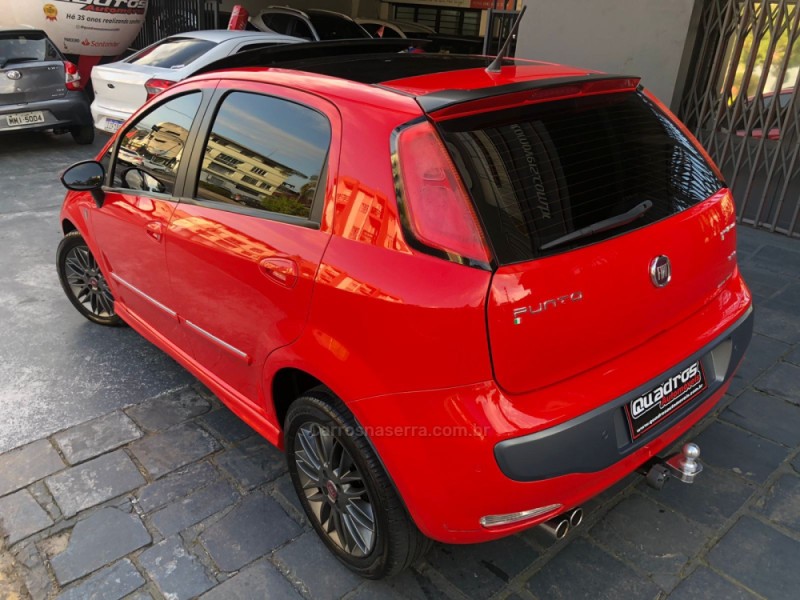 PUNTO 1.8 SPORTING 8V FLEX 4P MANUAL - 2015 - CAXIAS DO SUL