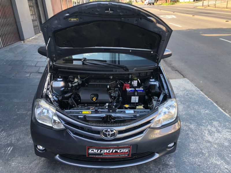 ETIOS 1.3 XS 16V FLEX 4P MANUAL - 2014 - CAXIAS DO SUL