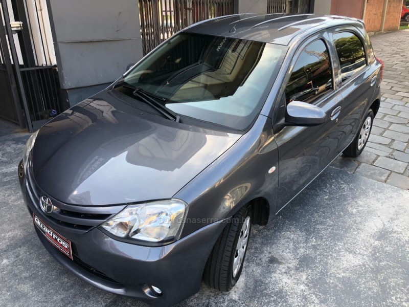 ETIOS 1.3 XS 16V FLEX 4P MANUAL - 2014 - CAXIAS DO SUL