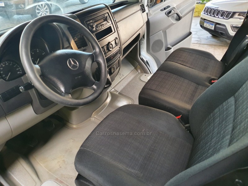 SPRINTER 2.2 415 CDI FURGÃO 14 BI-TURBO DIESEL MANUAL - 2019 - CAXIAS DO SUL