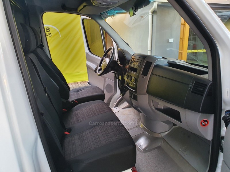 SPRINTER 2.2 415 CDI FURGÃO 14 BI-TURBO DIESEL MANUAL - 2019 - CAXIAS DO SUL